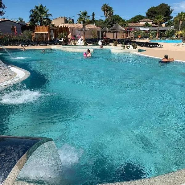 Camping Siblu les Sables du Midi, hotel din Valras-Plage