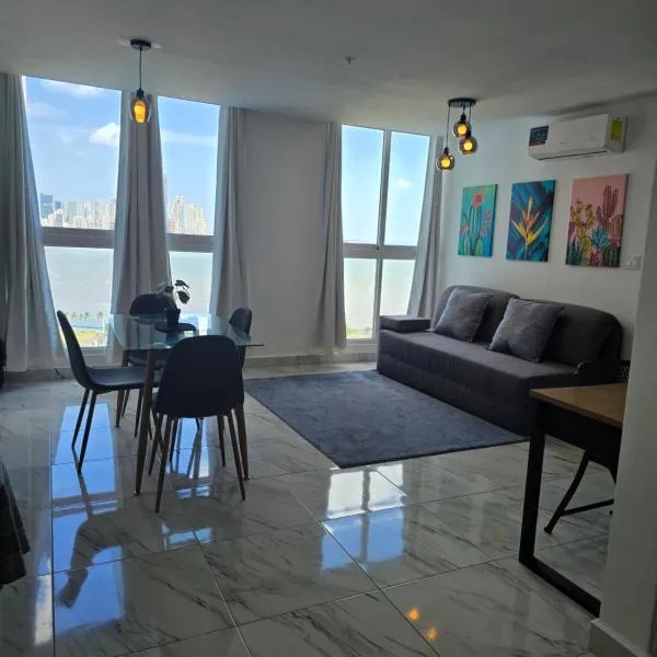 Espectacular apartamento con vista al mar، فندق في مدينة باناما
