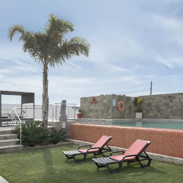 Villa Adán con piscina majestuosa: Cádiz şehrinde bir otel