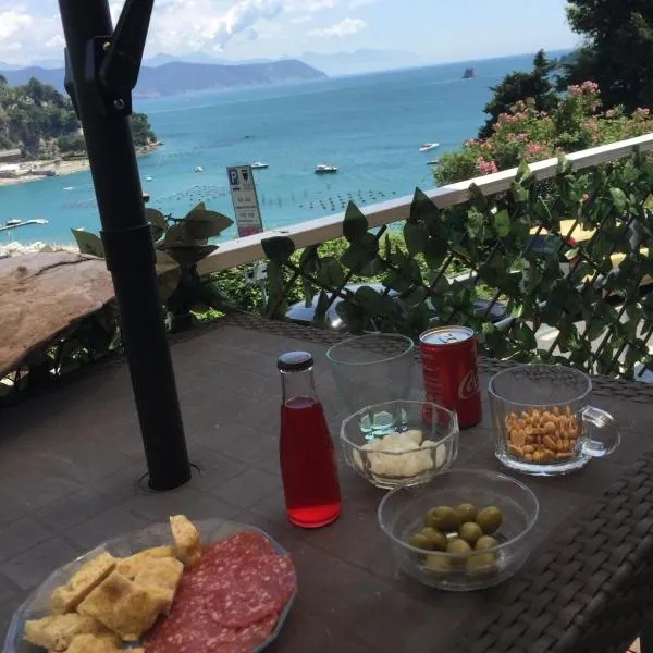 Orizzonte 5 Terre - Portovenere con vista mare, hotel v destinaci Portovenere
