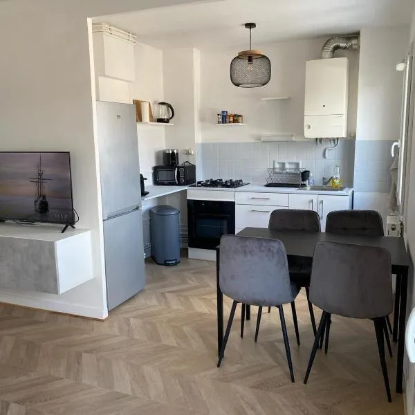Appartement T3, hotel v destinácii Joué-lés-Tours