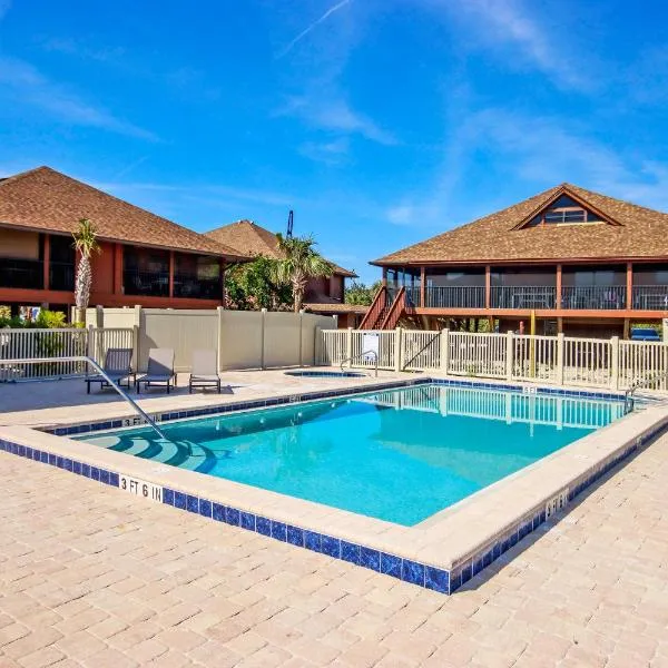 Poolside Paradise - Family-Friendly Villa on Sanibel Island - Private Beach, готель у місті Санібел