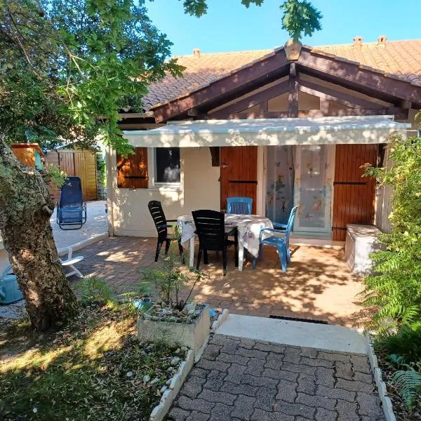 Villa Capbreton proche plage résidence avec piscine, hótel í Capbreton
