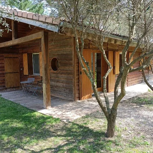 Le chalet des oliviers, hotel v destinácii Vézénobres