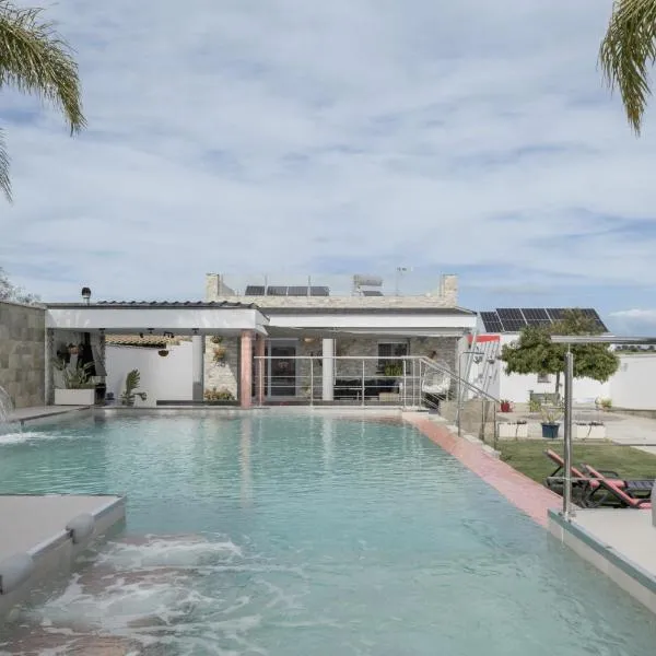 Villa Adán con piscina majestuosa, hotel v destinaci Cádiz
