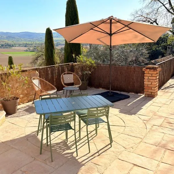 La maison perchée, hotel v destinaci Allex