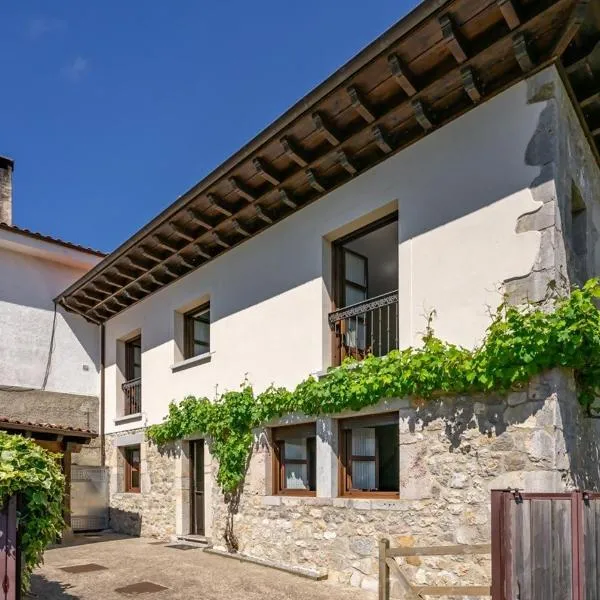 Ruralia La Corvera en Collera, Ribadesella, hotel a Collera
