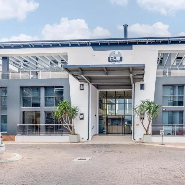 Urban Oasis Apartment at The Hub, hotel in Johannesburg