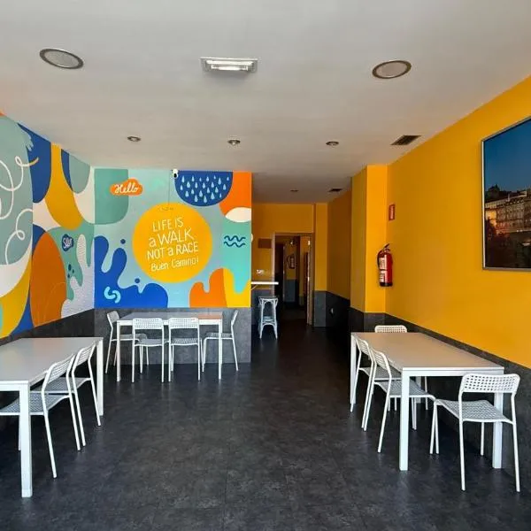 Albergue Lecer Sobrado, hotel in Porta