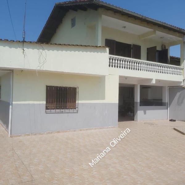Casa amarela
