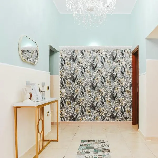"ENCHANTED HOME" Residenza Indipendente con Solarium a 5 minuti dal PORTO, hotel v destinaci Civitavecchia