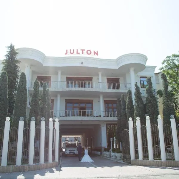 Julton Events Hotel, hotel in Domje