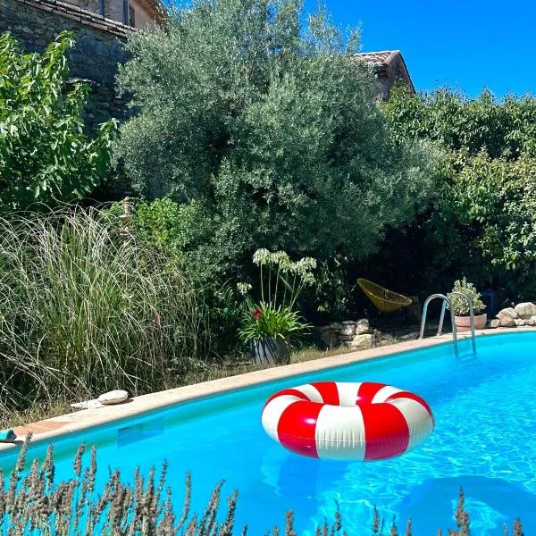 Les Cailloux Dorés, hotel v destinácii Massillargues-Attuech