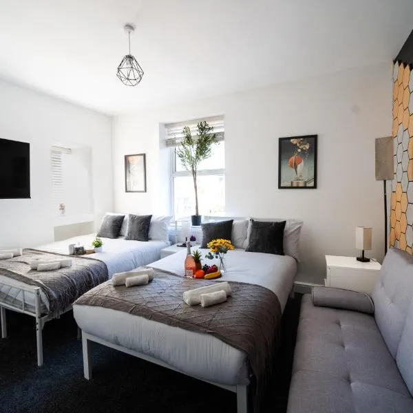 Open Mind Property - HotTub, 2 Guests & 1 Bed, hotel a Bognor Regis