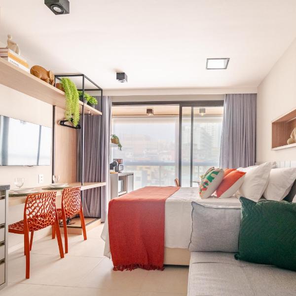 Salvador Studio na Barra - Barra Premium - Melhor Localização da Barra - Piscina com vista mar, climatizado, beira mar, TV a Cabo, Internet para Home Office, cafeteira, forno airfryer, cooktop, microondas, próximo ao Shopping Barra - Foto 5