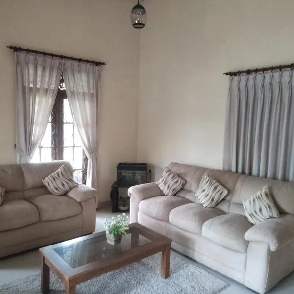 Easy guest apartment, hotel a Polgolla