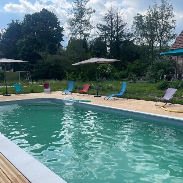 Ô Village, hotel em Giromagny