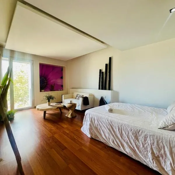 Casa de diseño en el Delta del Ebro, hotel in Amposta