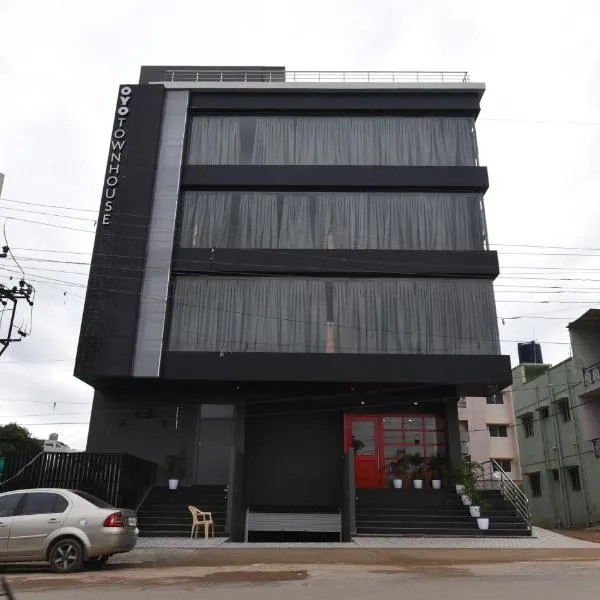 Townhouse Sarjapur Road Formerly Hotel Ace, hotel a Bangalore