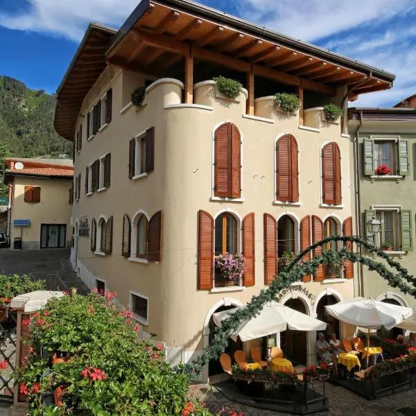 Garnì Hotel Tignale, hotel Tignaléban