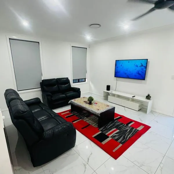 Modern Luxury 3BRH Marsden Park, hotel v destinaci Marsden Park