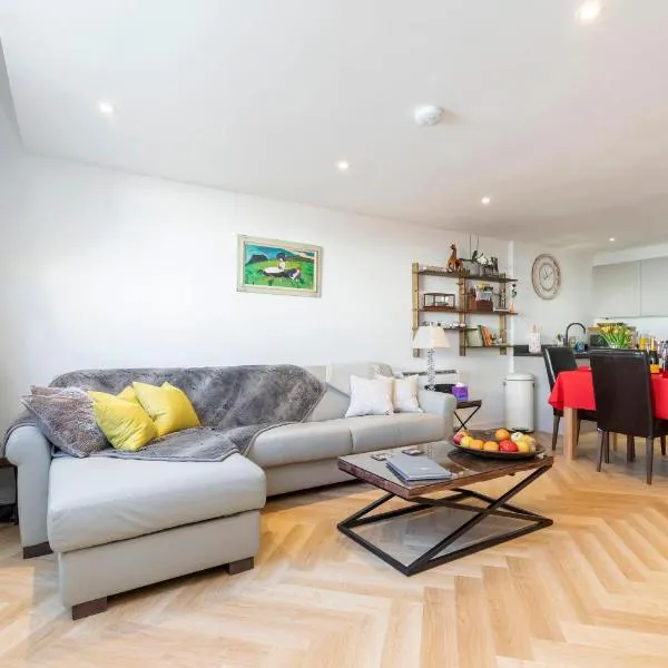 Thornton House Town Centre Free Car Park, khách sạn ở Cheltenham