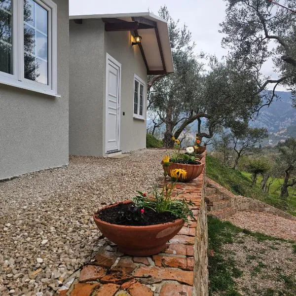 3 Bungalows at Mali Camping Kruje，克魯亞的飯店