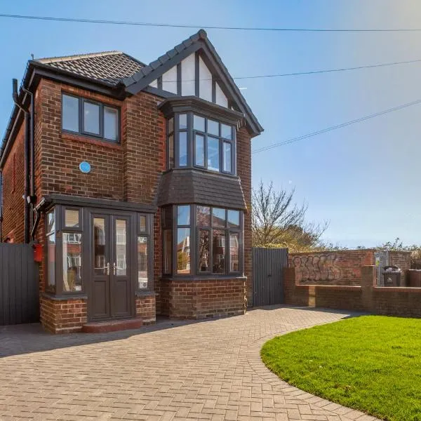 Recent Full Refurb 3 Bedroom Detached House in Cleethorpes, hotel v destinaci Cleethorpes