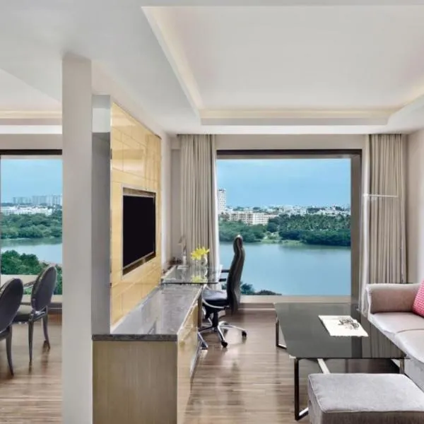 Courtyard by Marriott Bengaluru Hebbal – hotel w mieście Bengaluru