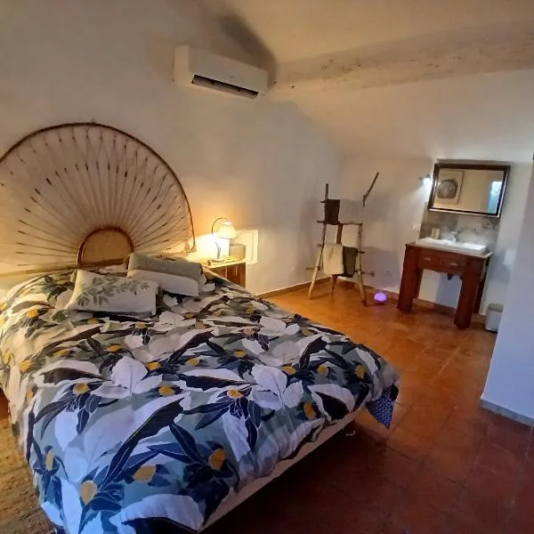 Chambre d'hôte Vaccarès, hotel v destinaci Arles