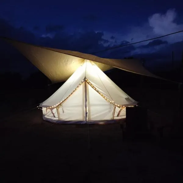 Camping B&B La Contea, hotel v destinácii SantʼAnna Arresi