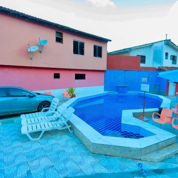 APTO 08 min a PÉ, Praia Taperapuan! Piscina! Estacionamento Grátis!, hotel in Porto Seguro