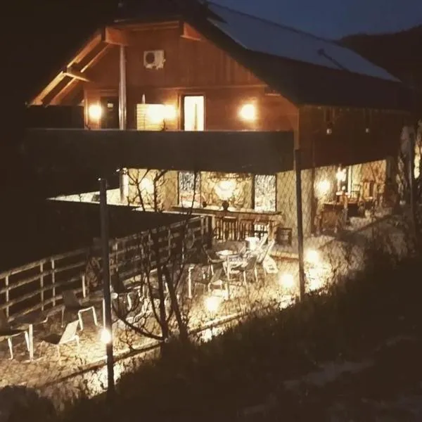House Jaro & Camp Jaro, hotel v destinaci Velenje