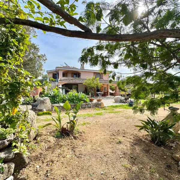 Colori di Sardegna Apartments, ξενοδοχείο σε Bari Sardo
