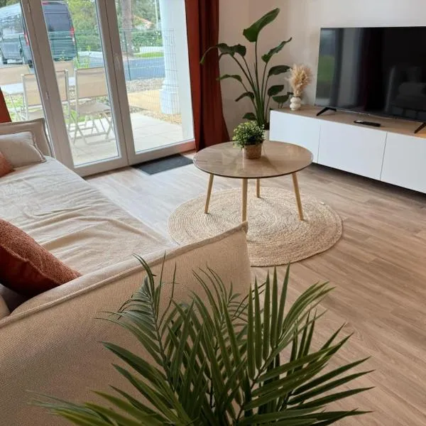 L'Hibiscus, hotel v destinaci Saint-Jean-de-Monts