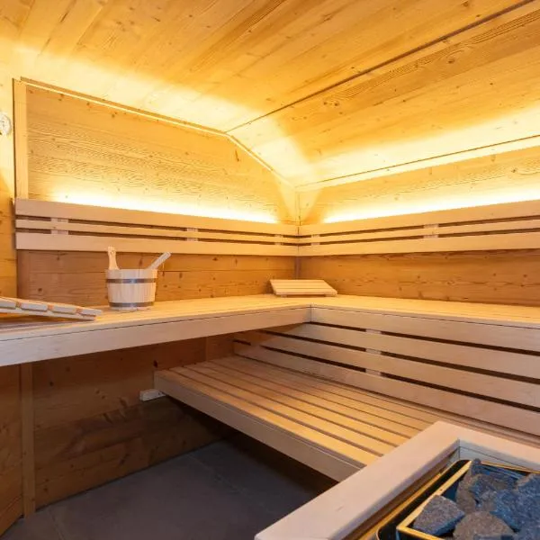 Elsternest - Ihr Feriendomizil mit Sauna, hotelli kohteessa Elsterheide