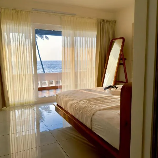 Kappad Beach House by Kisah Stays, hotel in Kappad