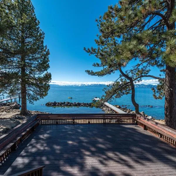 Red Wolf Lakeside Lodge, hotel v destinaci Tahoe Vista