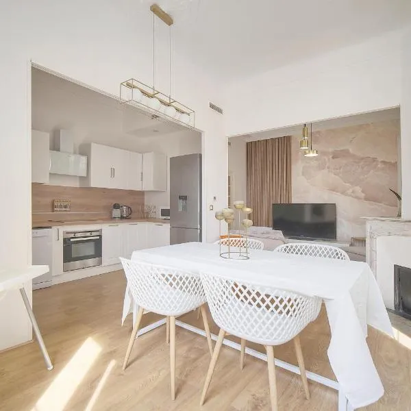 Sublime appartement luxe T3 incroyable Jardin Plein cœur Cannes, hotel v Cannes