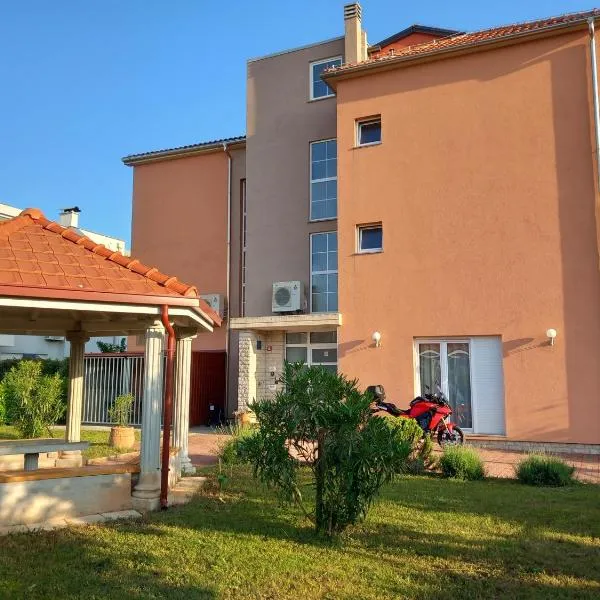 Bed & Breakfast Grgic, hotel v destinaci Novigrad – Istrie