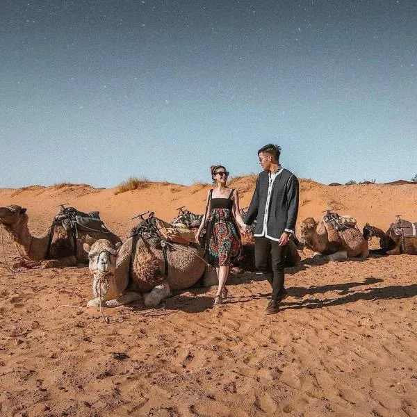 Outdoor luxury camp, hotel v destinaci Merzouga