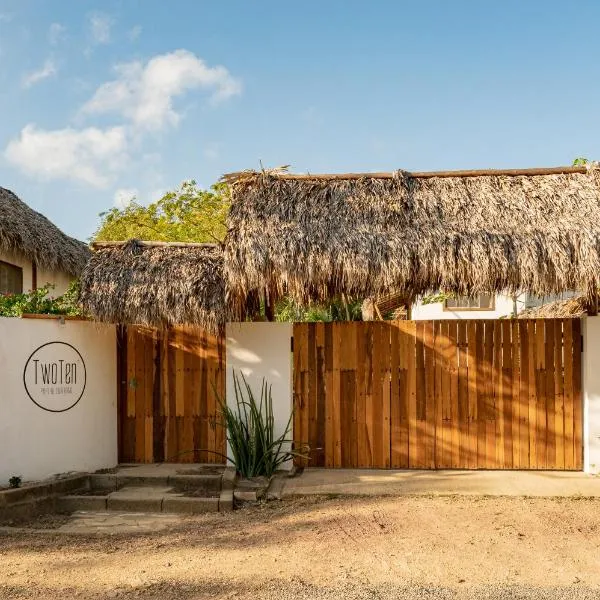 TwoTen° Surf Home, khách sạn ở Popoyo