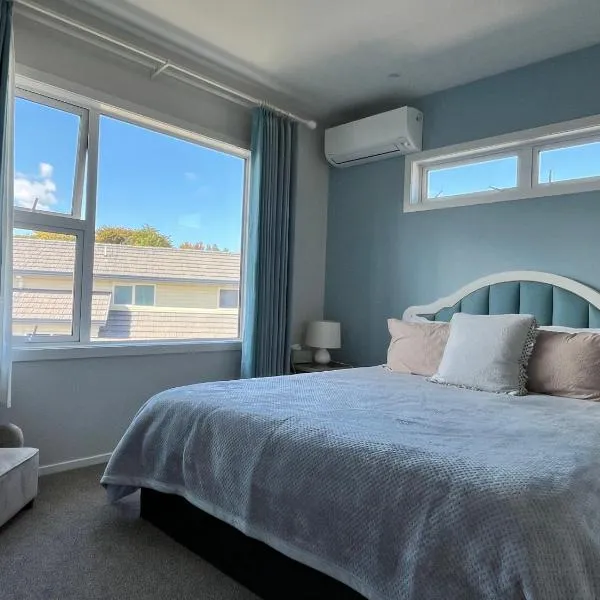 Brand new Lakeside cozy room kaka, hotel v destinaci Taupo