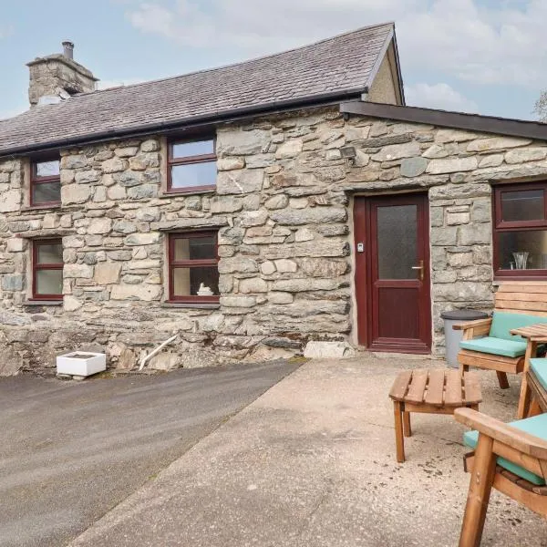 Y Bwthyn, hotel in Llanbedr