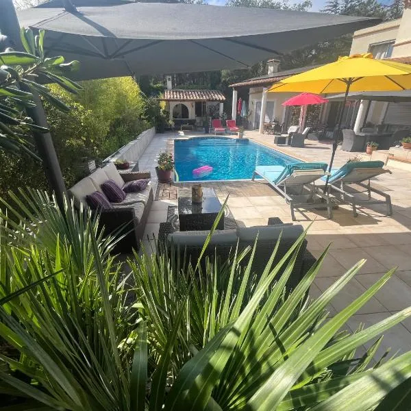 Maison d'hôtes Naturiste Ana'Bela Prestige Suites, hotel v destinaci Cap d'Agde