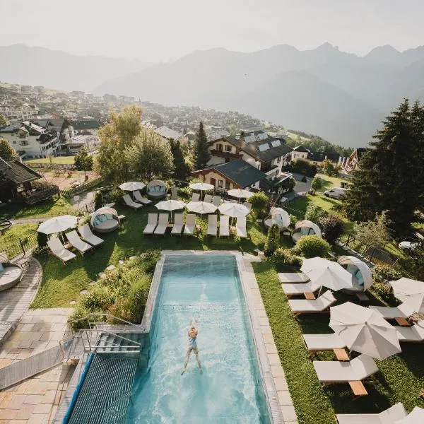 Schlosshotel Fiss, hotel in Fiss