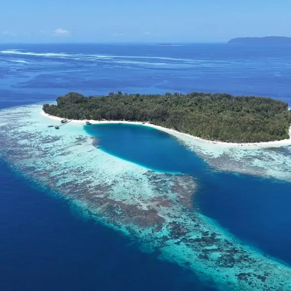 Wai Resort - Raja Ampat, hotel v destinaci Pulau Birie