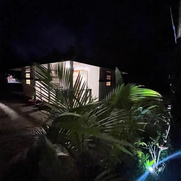 Rangiroa Guest Paradise, hotel v Avatoru