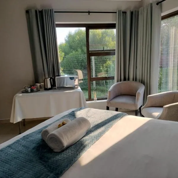 GriFan Bed & Breakfast, hotel di Dana Bay