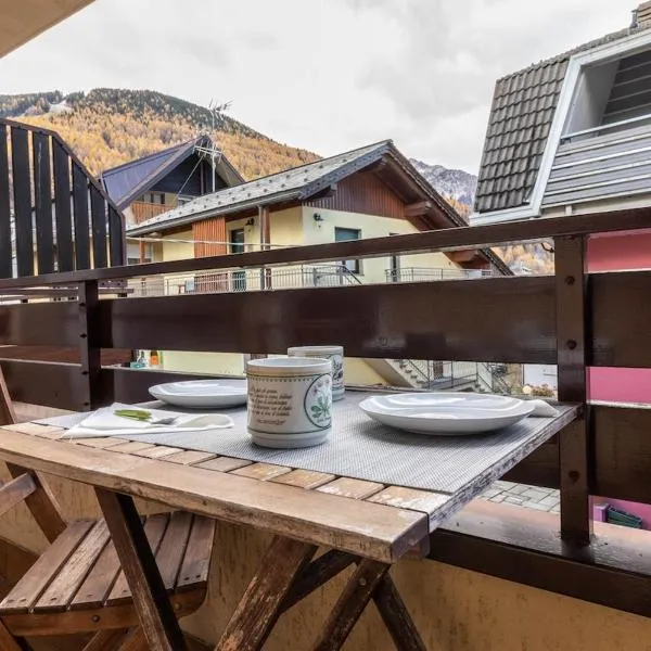 Aprica Tiny Flat a 5 minuti dalle piste, ξενοδοχείο σε Aprica